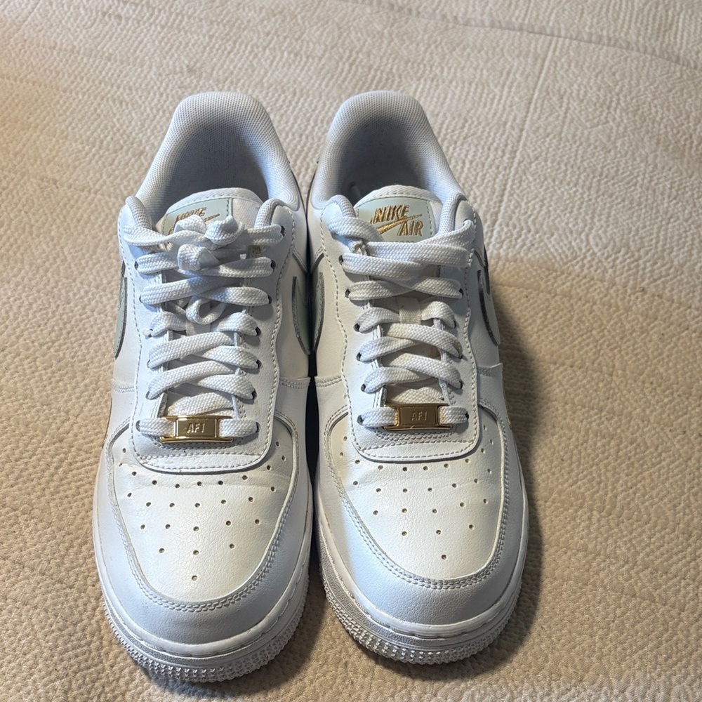 Nike Air Force 1 Low White Gray Gold CZ0270-106. Womens size 8 In EUC. Used once - Picture 2 of 10